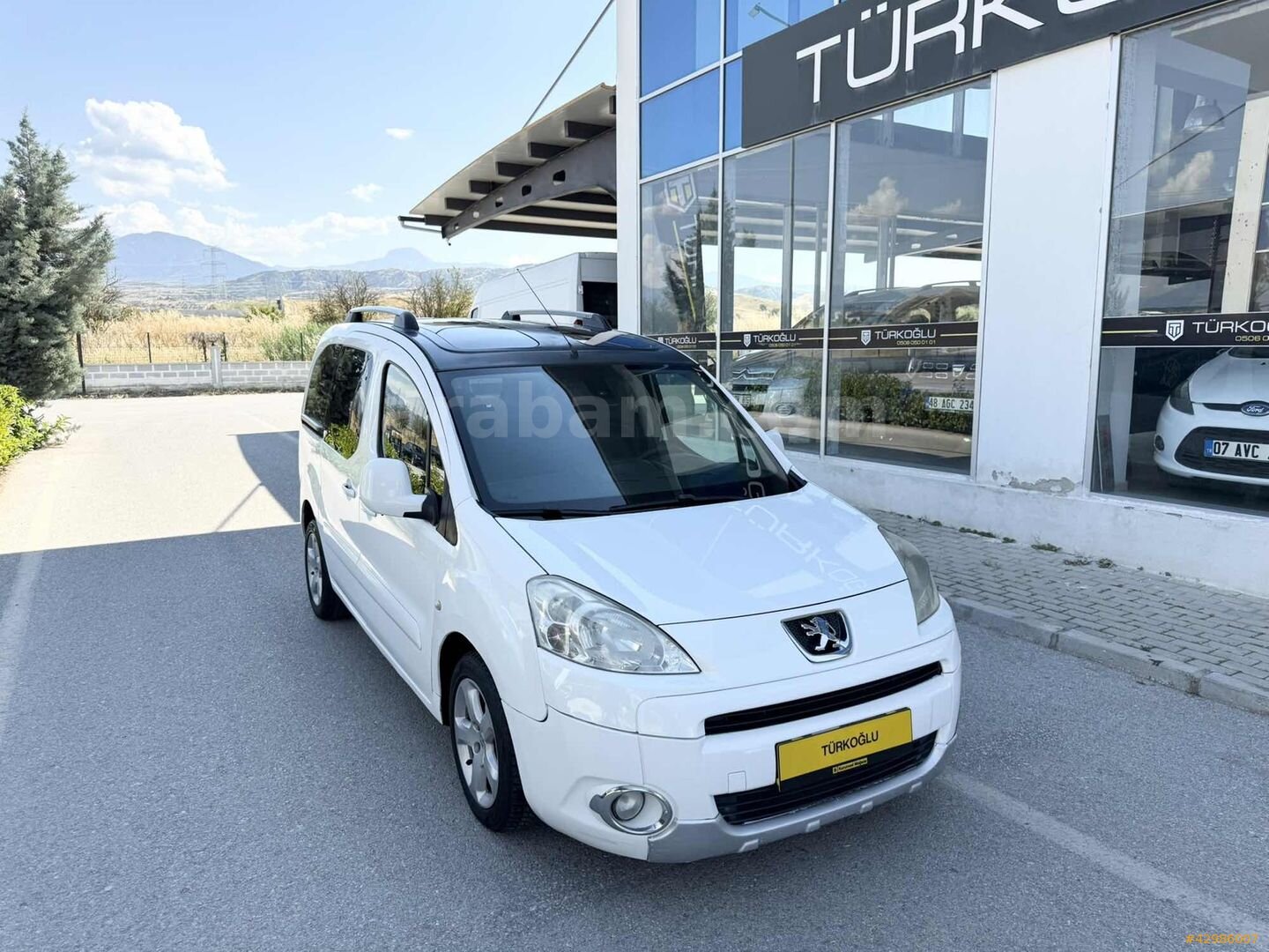 TÜRKOĞLUNDAN CAM TAVAN PARTNER 110 HP EURO 5 PREMİUM ZENİT PACK 1