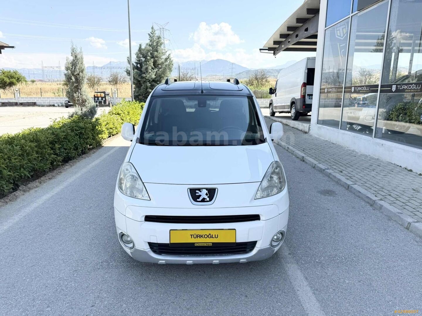 TÜRKOĞLUNDAN CAM TAVAN PARTNER 110 HP EURO 5 PREMİUM ZENİT PACK 2