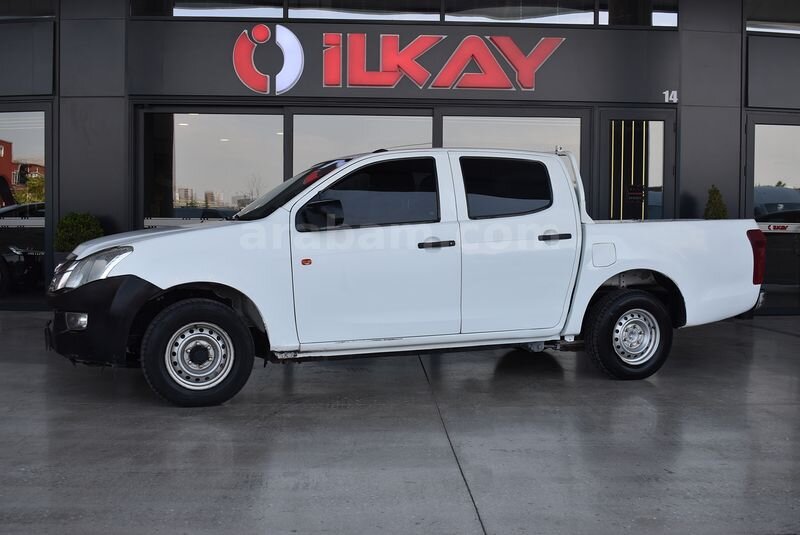İLKAY'DAN 2016 ISUZU D-MAX 4x2 ÇİFT KABİN 269,000 KM'DE