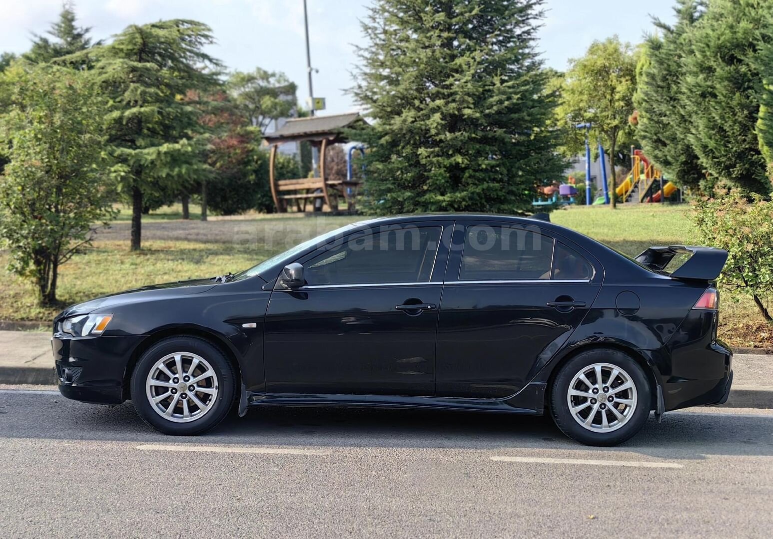Sahibinden Mitsubishi Lancer 1.5 Invite 2011 Model 4