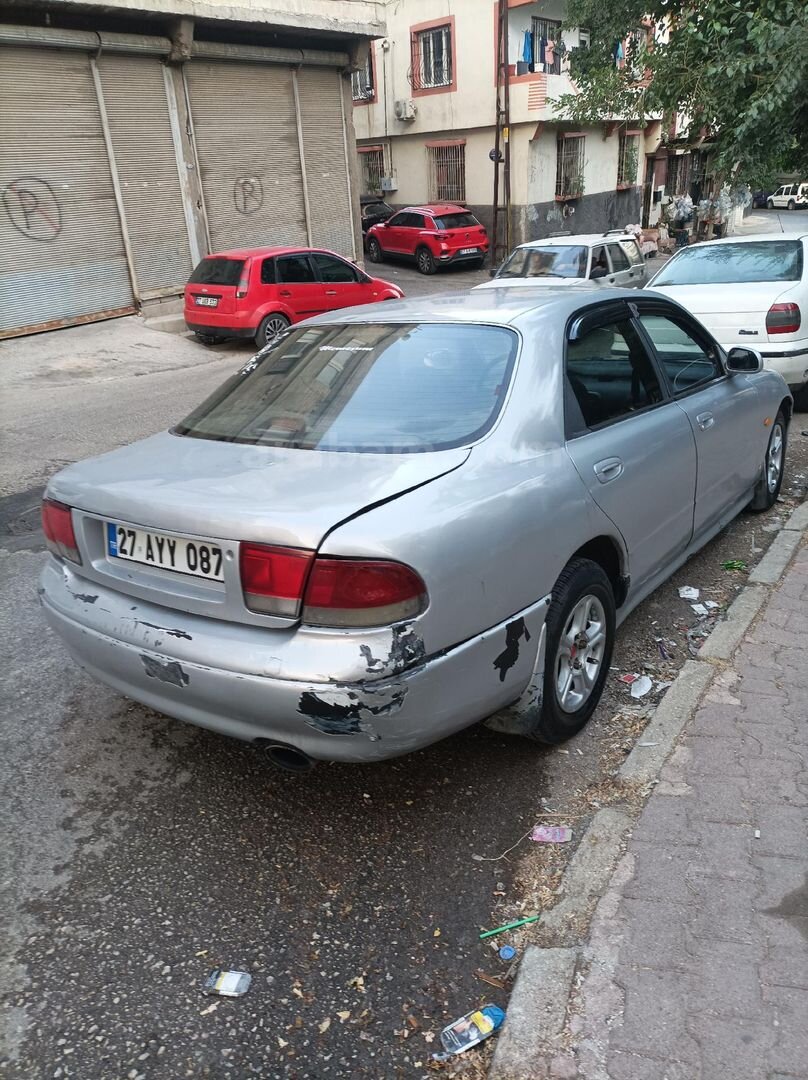 Sahibinden Mazda 626 2.0 GLX 1994 Model 3