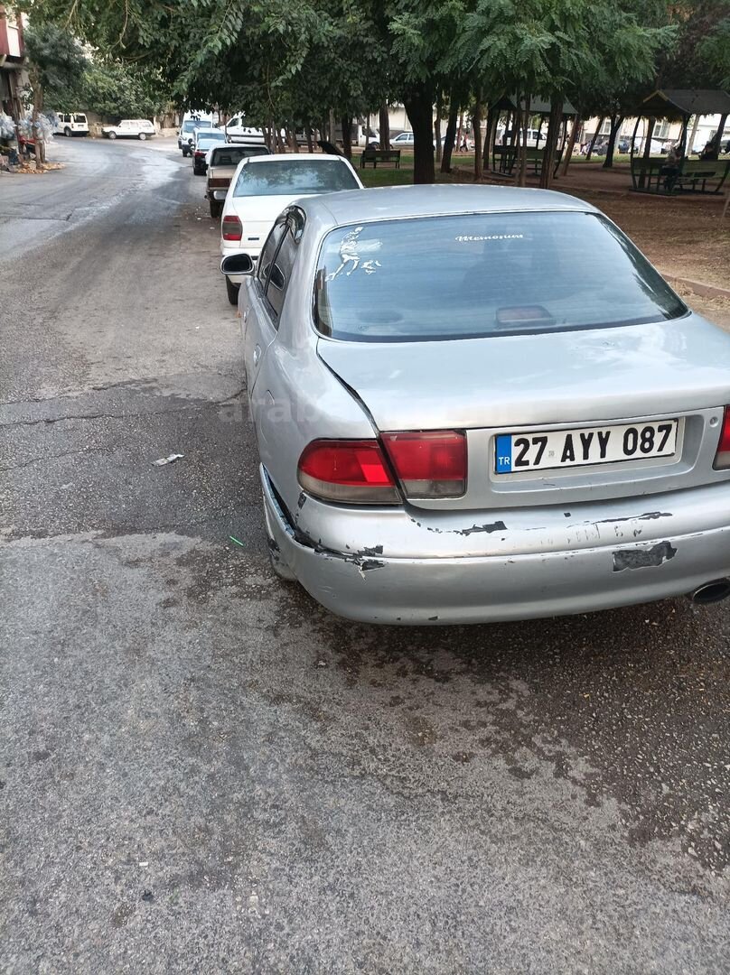 Sahibinden Mazda 626 2.0 GLX 1994 Model 4