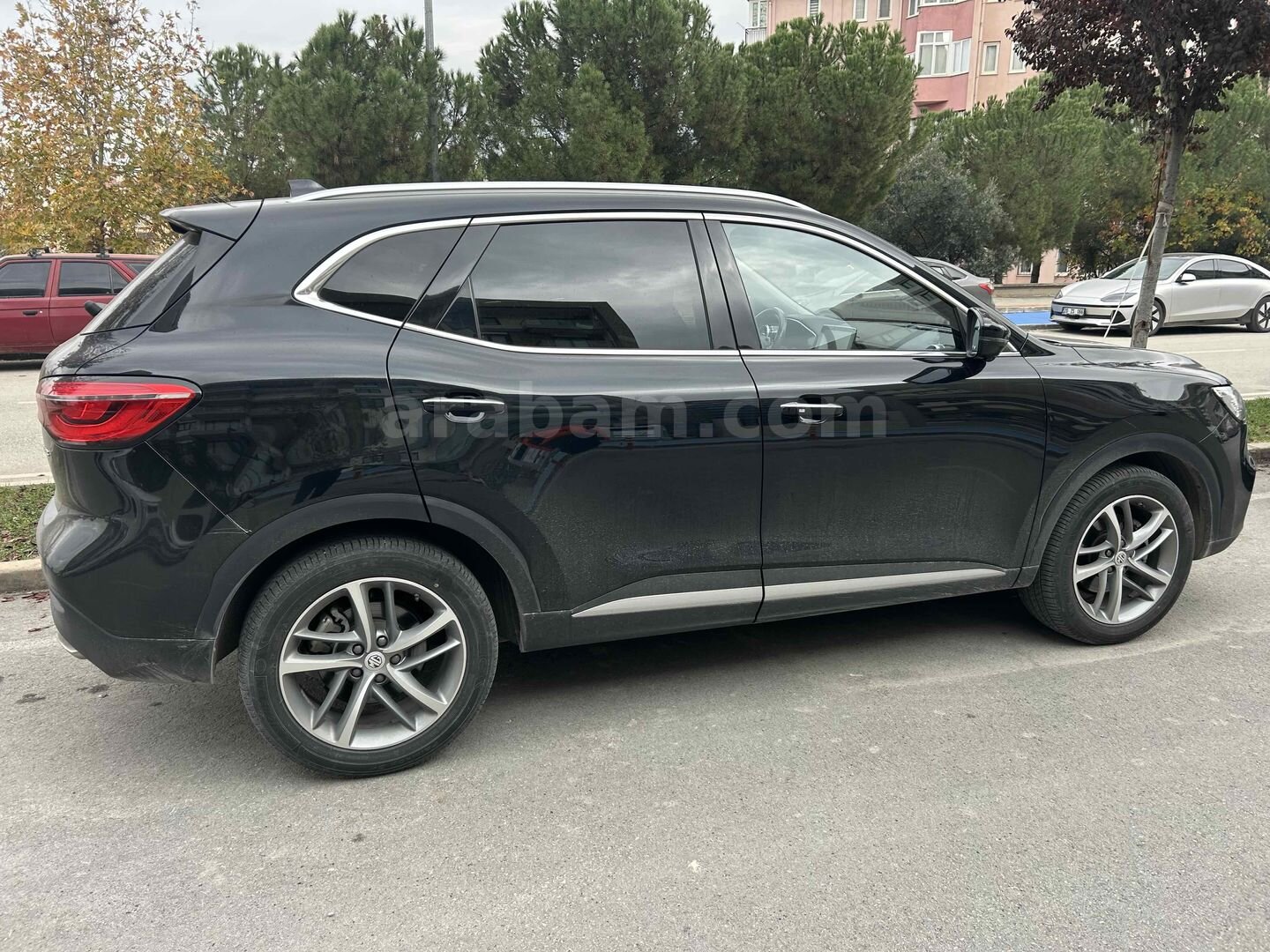 Fırsat!! İlk Sahibinden, trafiğe 2023 çıkışlı, comfort fiyatına luxury, araç değişikliği nedeniyle son şans, MG HS 1.5 T-GDI Luxury 2022 Model 2
