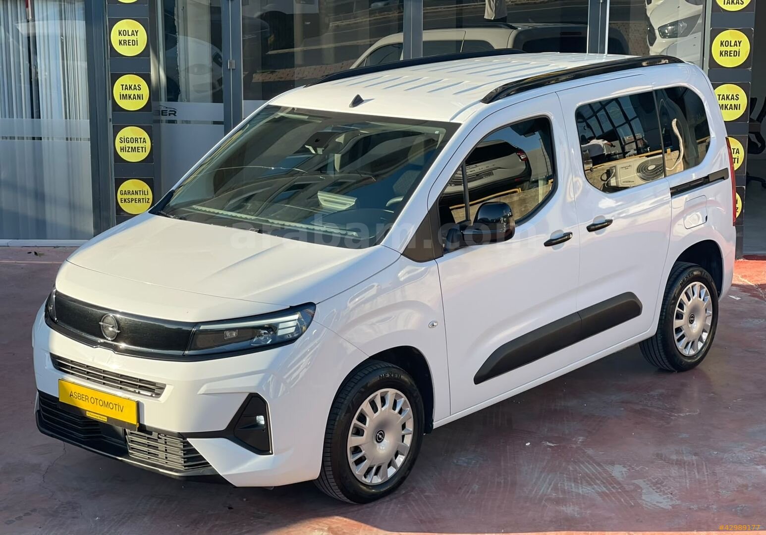 345 BİN PEŞİNAT İLE 2025 OPEL COMBO ESSENTİAL 60.000KM HATASIZ 2