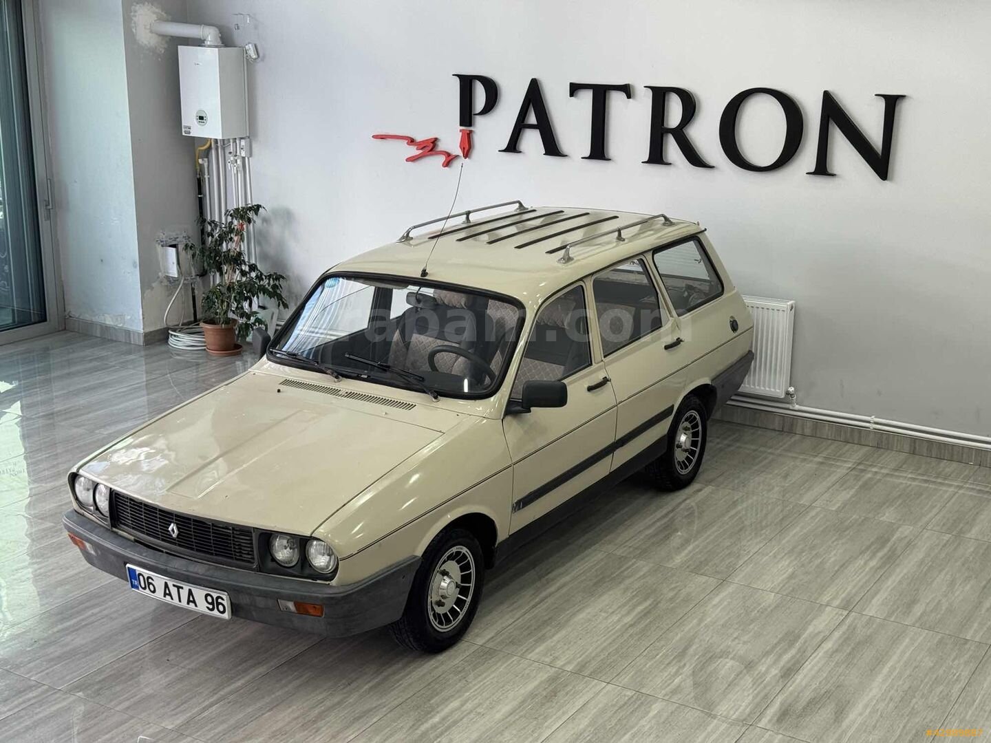 PATRON OTOMOTİV'DEN 06 ATA 96 ÖZEL PLAKA RENAULT TOROS 5