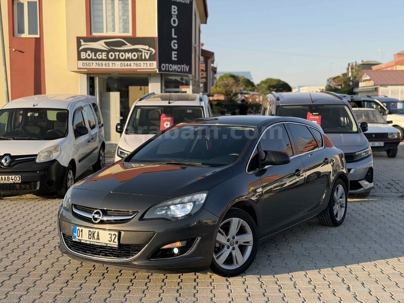 60 binde BOYASIZ HATASIZ SIFIR KOKUSU ÜZERİNDE FUL Opel Astra 1.4 T Sport 2014 Model Van