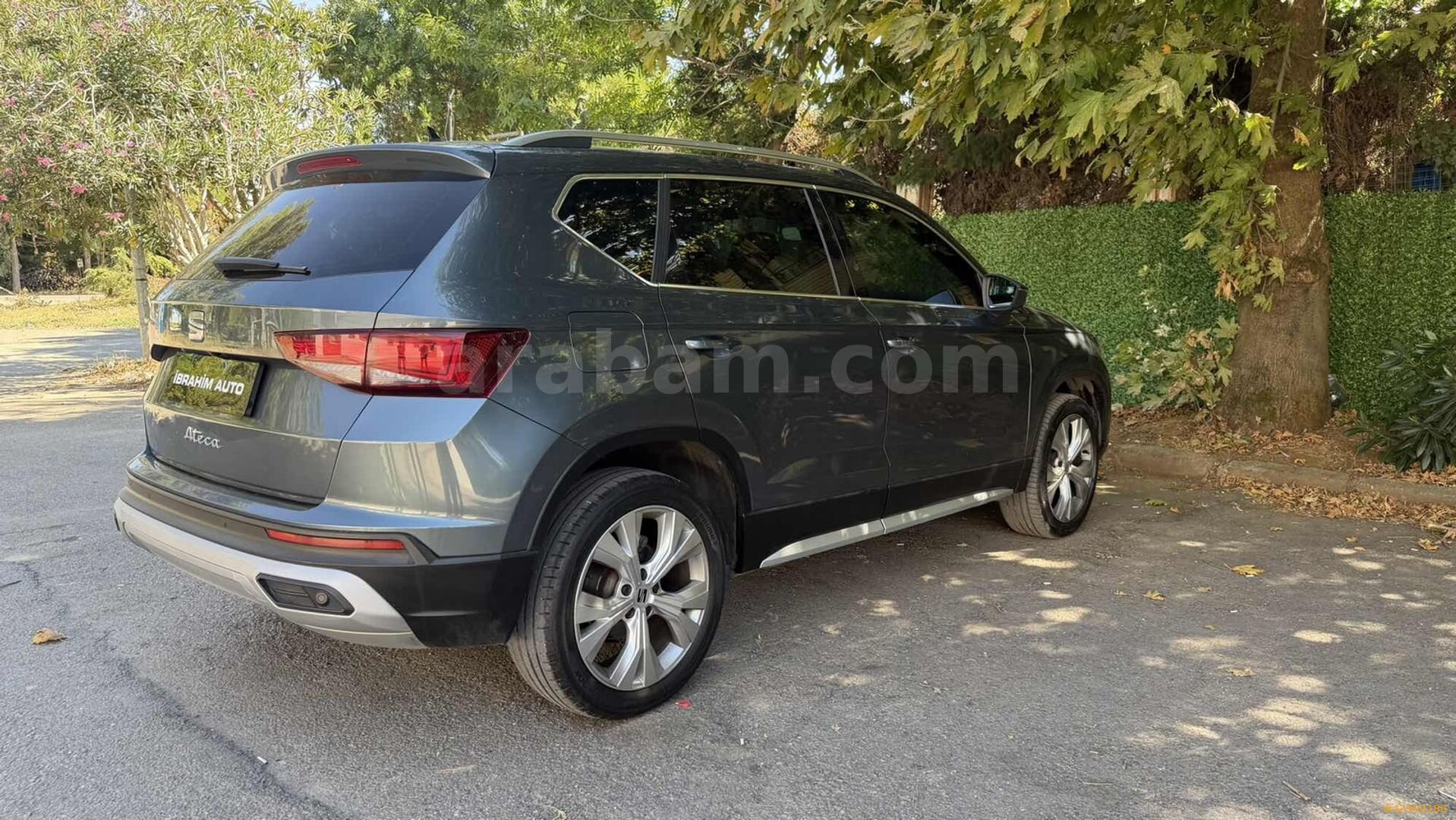 İBRAHİM AUTO'DAN 2020 SEAT ATECA 1.5 EcoTSI 5