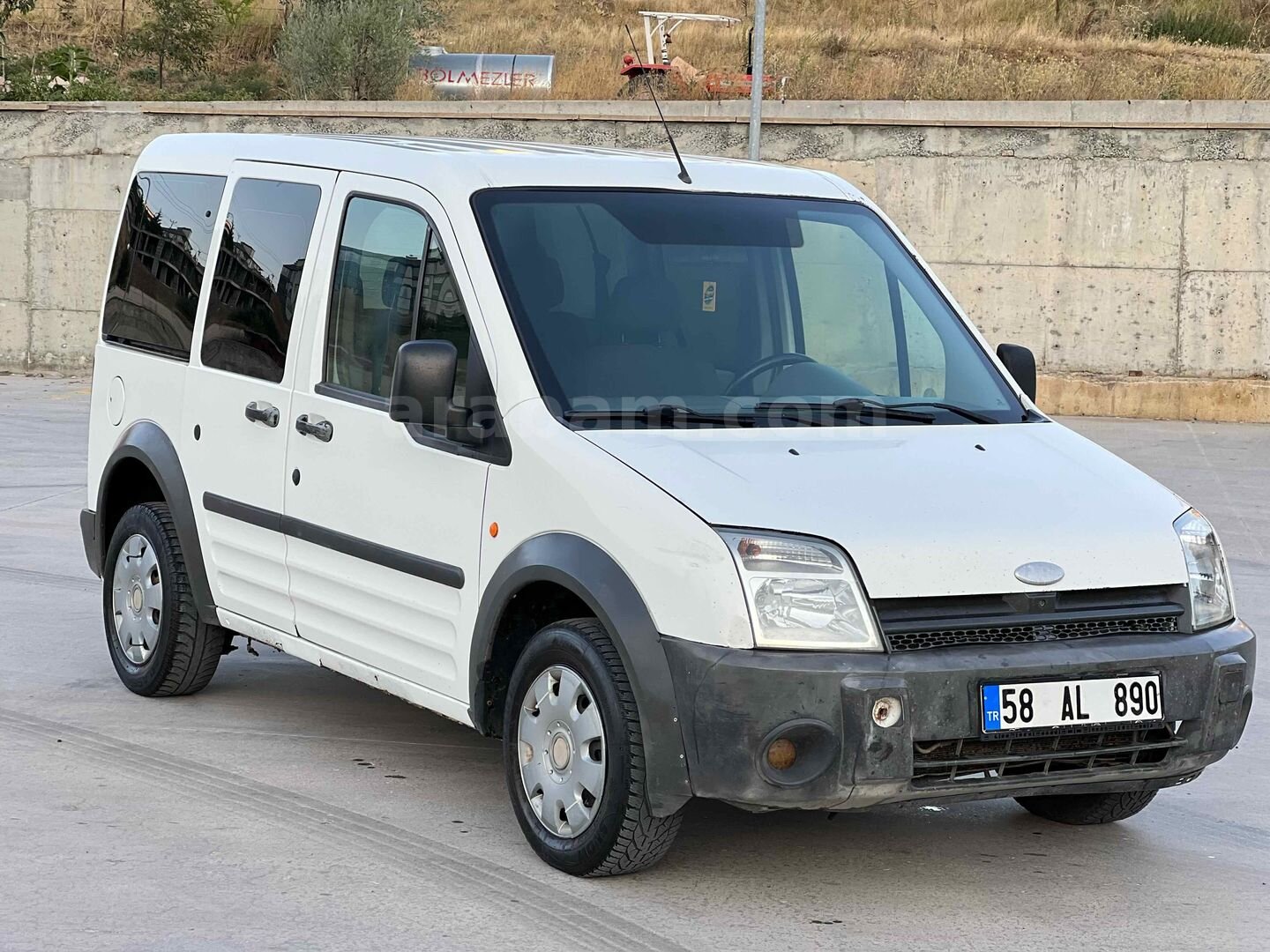 Galeriden Ford Tourneo Connect 1.8 TDCI K230L 2004 Model Yozgat 1
