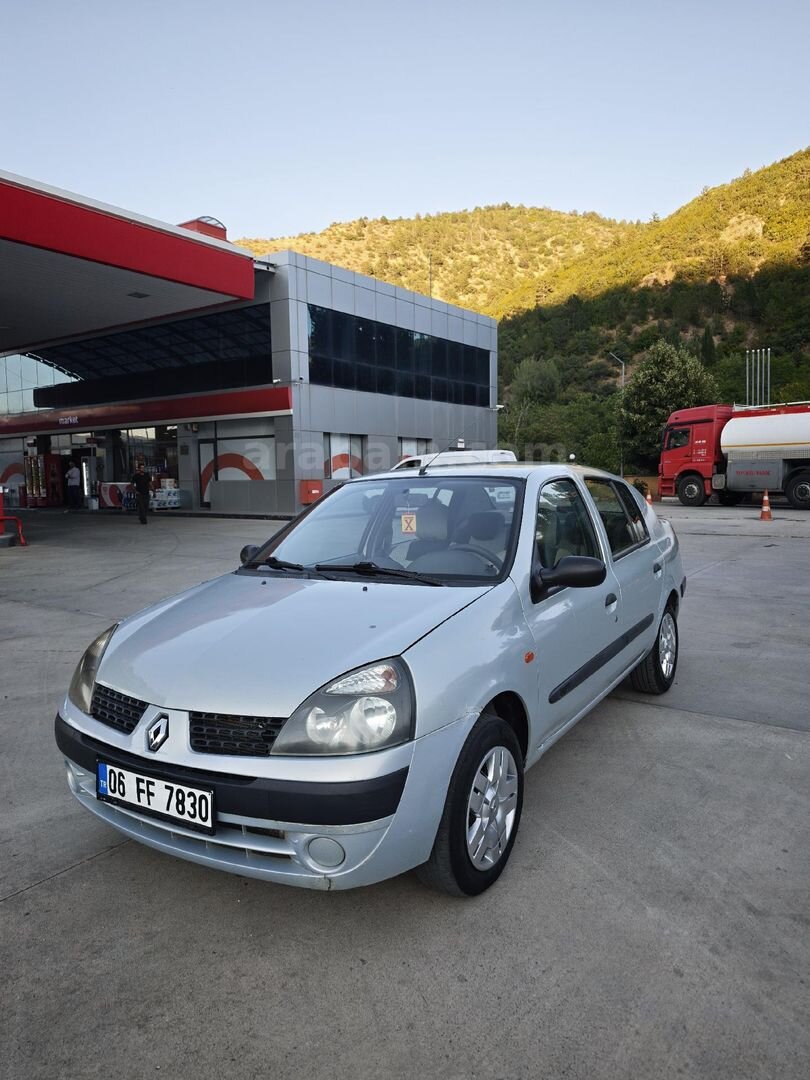 DEĞİŞİNSİZ 2003 Renault Clio 1.4 3