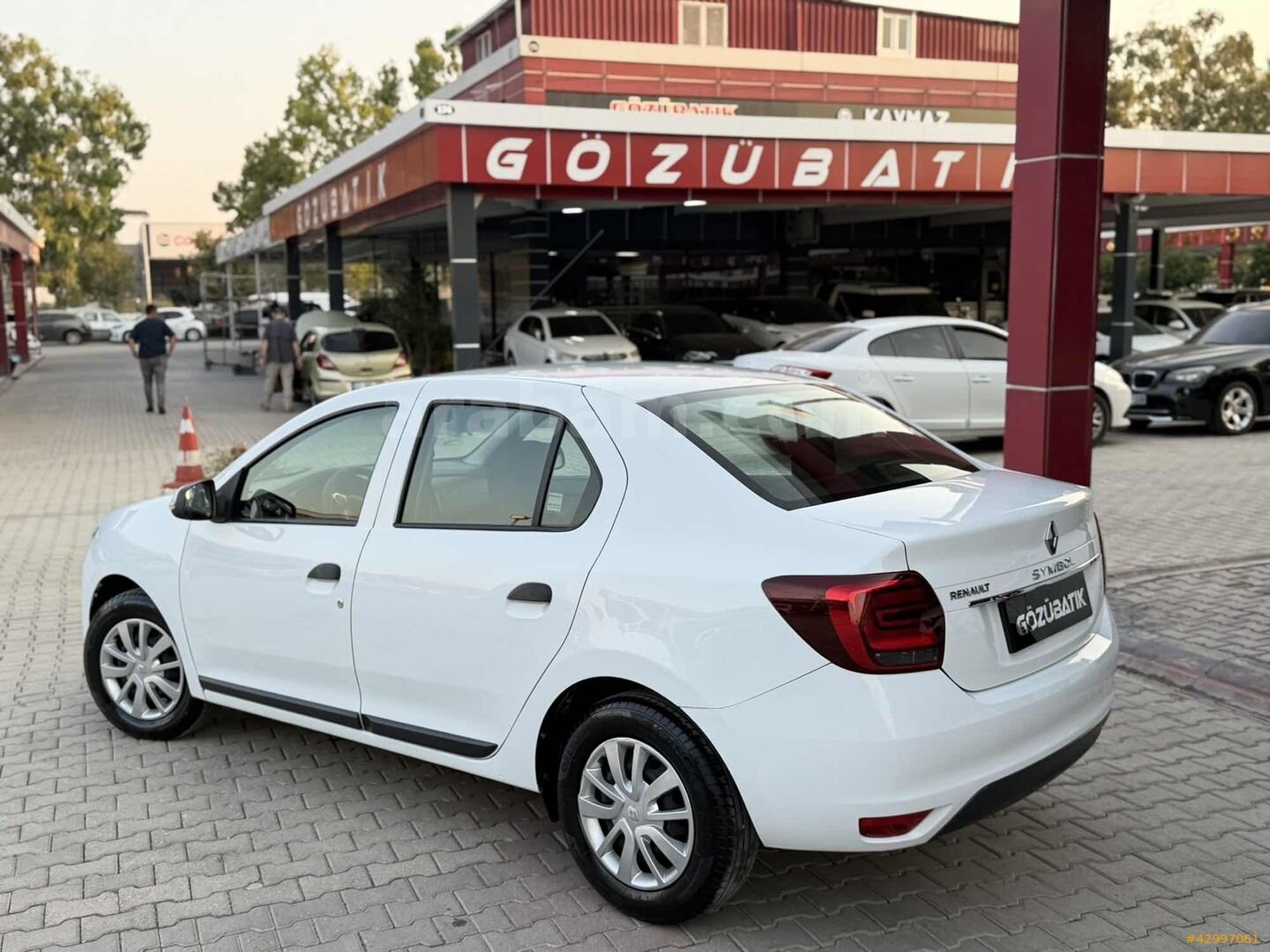 Galeriden Renault Symbol 0.9 TCe Joy 2020 Model Adana 215.000 km Beyaz 3