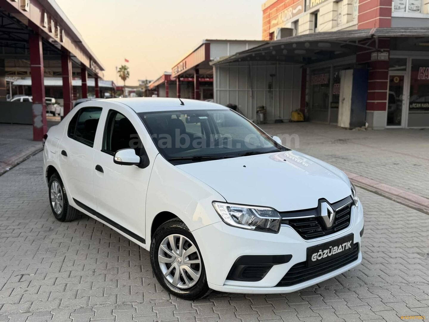 Galeriden Renault Symbol 0.9 TCe Joy 2020 Model Adana 215.000 km Beyaz 2