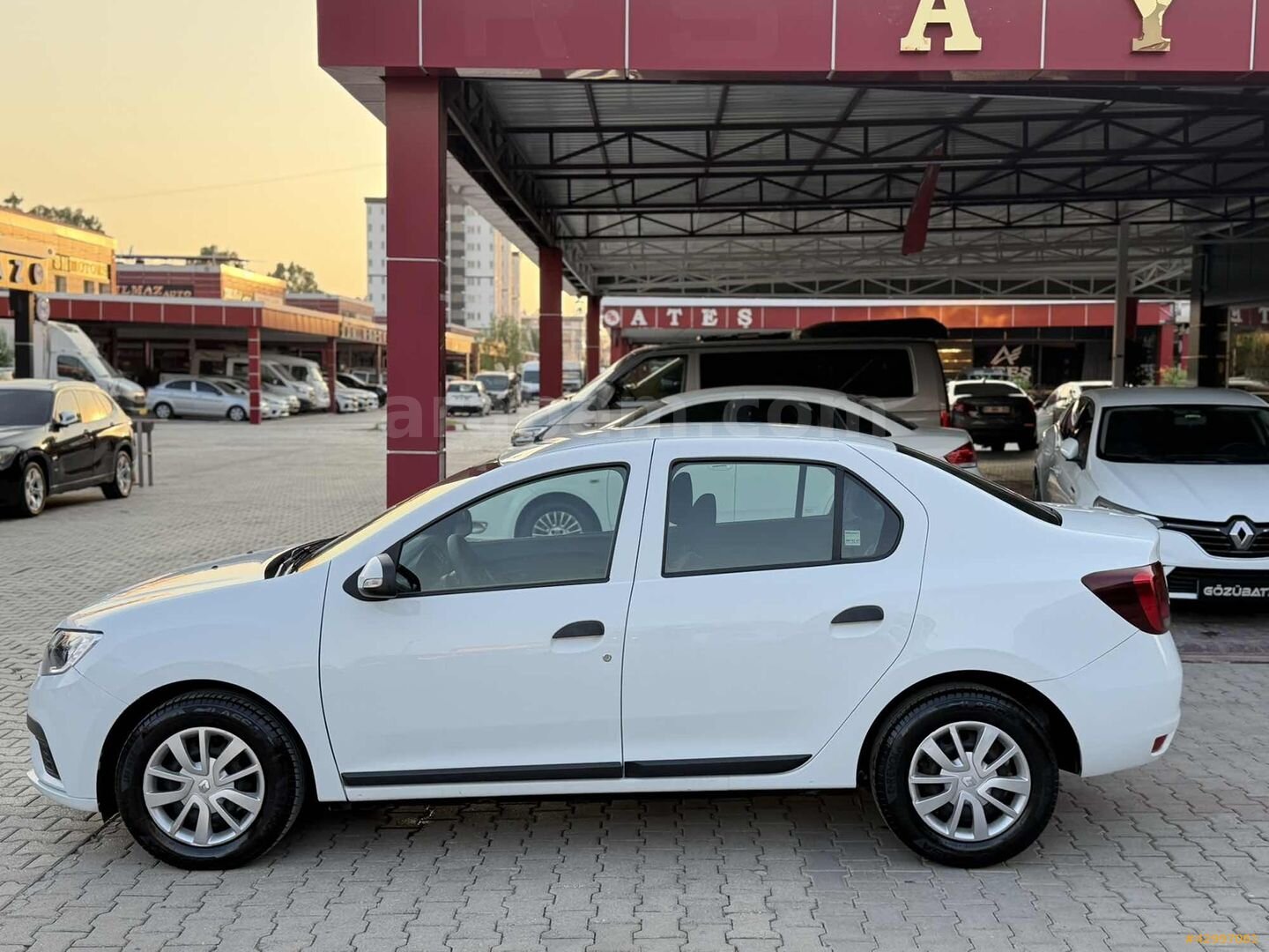 Galeriden Renault Symbol 0.9 TCe Joy 2020 Model Adana 215.000 km Beyaz 7