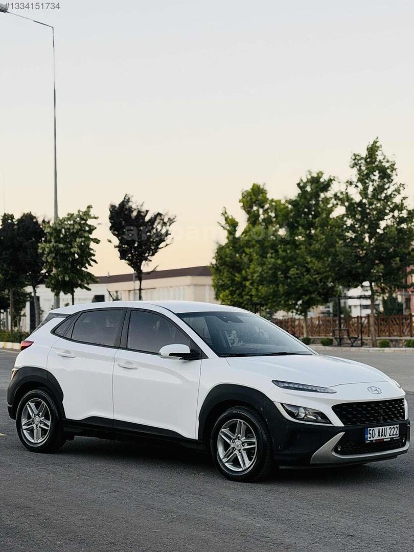Galeriden Hyundai Kona 1.0 T-GDI Style 2021 Model Nevşehir 50.400 km Beyaz 4