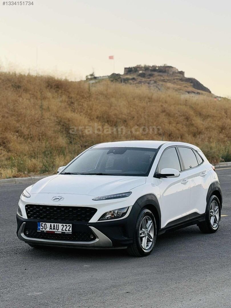 Galeriden Hyundai Kona 1.0 T-GDI Style 2021 Model Nevşehir 50.400 km Beyaz 3