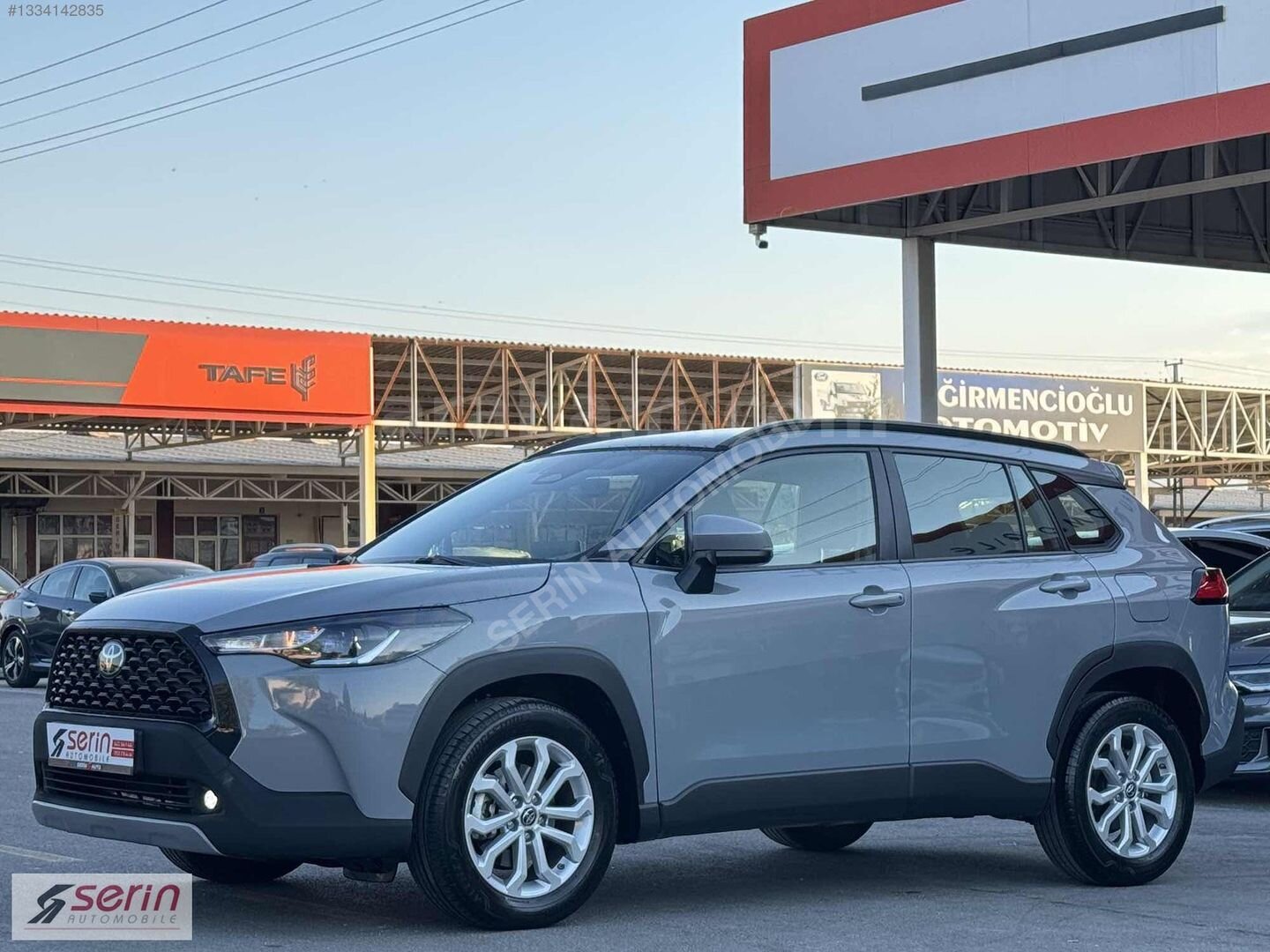 SERİN AUTO 2024 COROLLA CROSS 1.8 HYBRİD FLAME X/HATASIZ/BOYASIZ 2