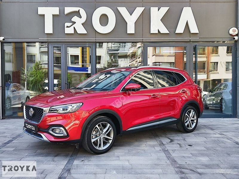 TROYKA'DAN 2023 MG HS 1.5 T-GDI LUXURY KREDİ KARTINA 12 TAKSİT