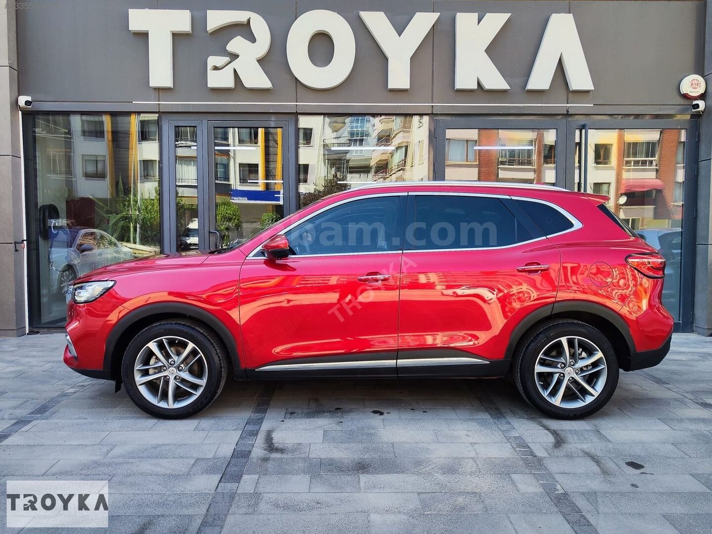 TROYKA'DAN 2023 MG HS 1.5 T-GDI LUXURY KREDİ KARTINA 12 TAKSİT 5