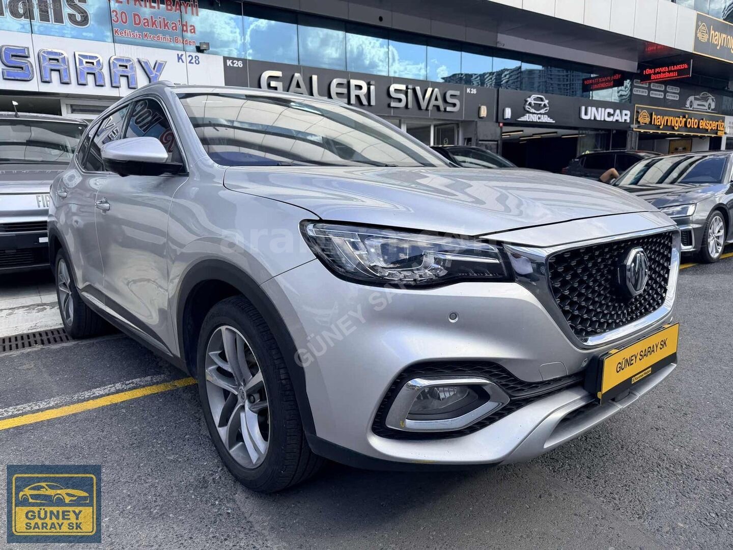 Galeriden MG HS 1.5 T-GDI Luxury 2023 Model İstanbul 114.000 km Gri 3