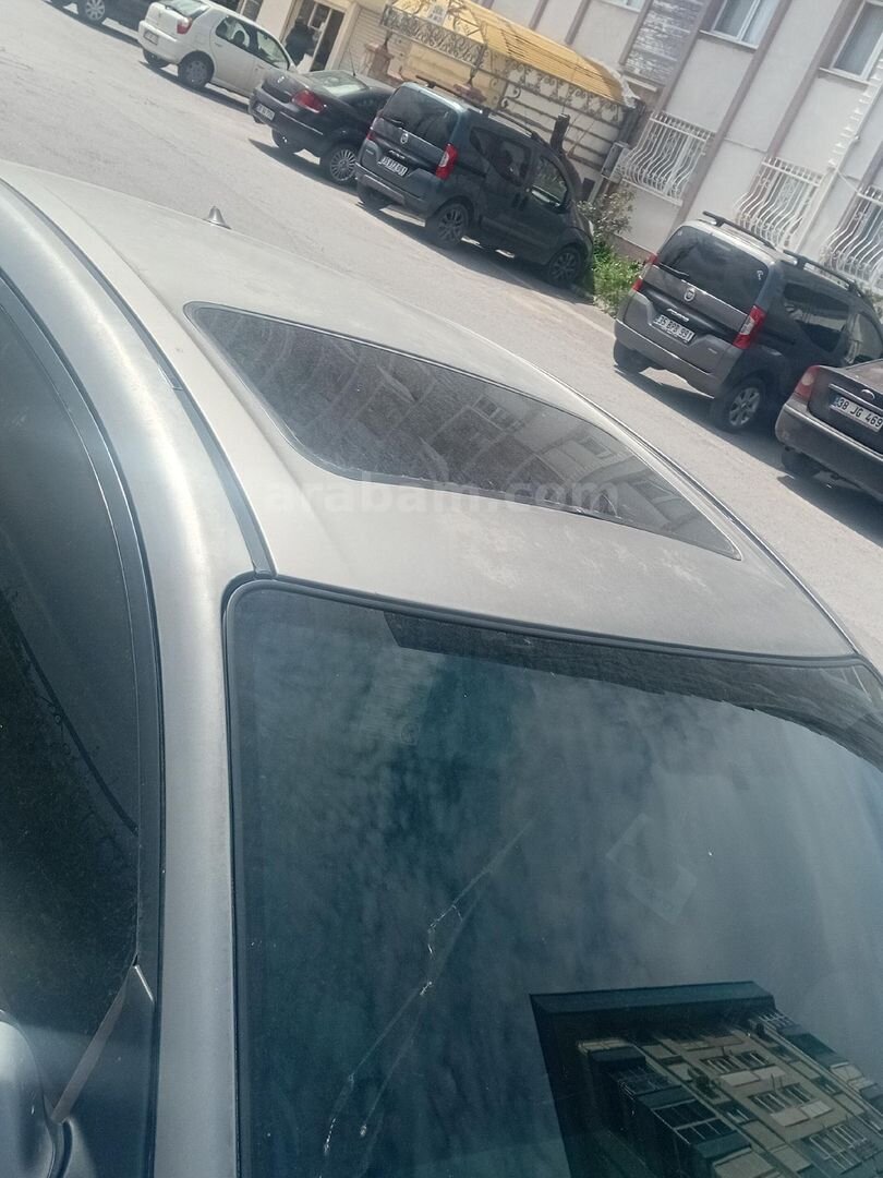 Sahibinden Mazda 3 1.6 Dynamic 2004 Model İzmir 520.000 km Füme 3