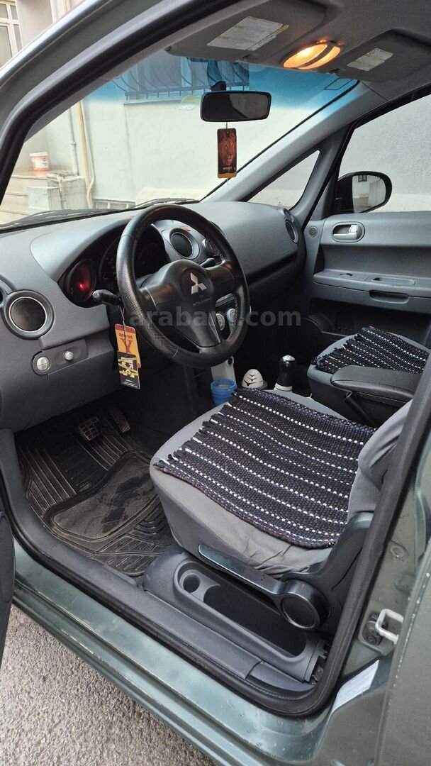 Sahibinden Mitsubishi Colt 1.3 Invite 2005 Model 7