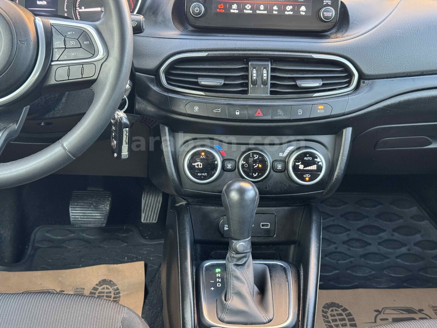 Galeriden Fiat Egea 1.6 Multijet Urban 2023 Model İstanbul 86.000 km Beyaz 7