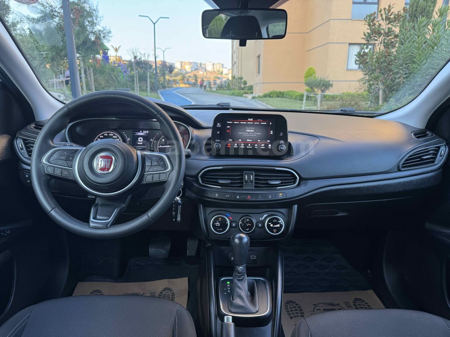 Galeriden Fiat Egea 1.6 Multijet Urban 2023 Model İstanbul 86.000 km Beyaz 6
