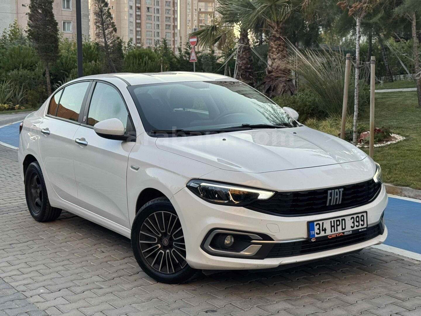 Galeriden Fiat Egea 1.6 Multijet Urban 2023 Model İstanbul 86.000 km Beyaz 4
