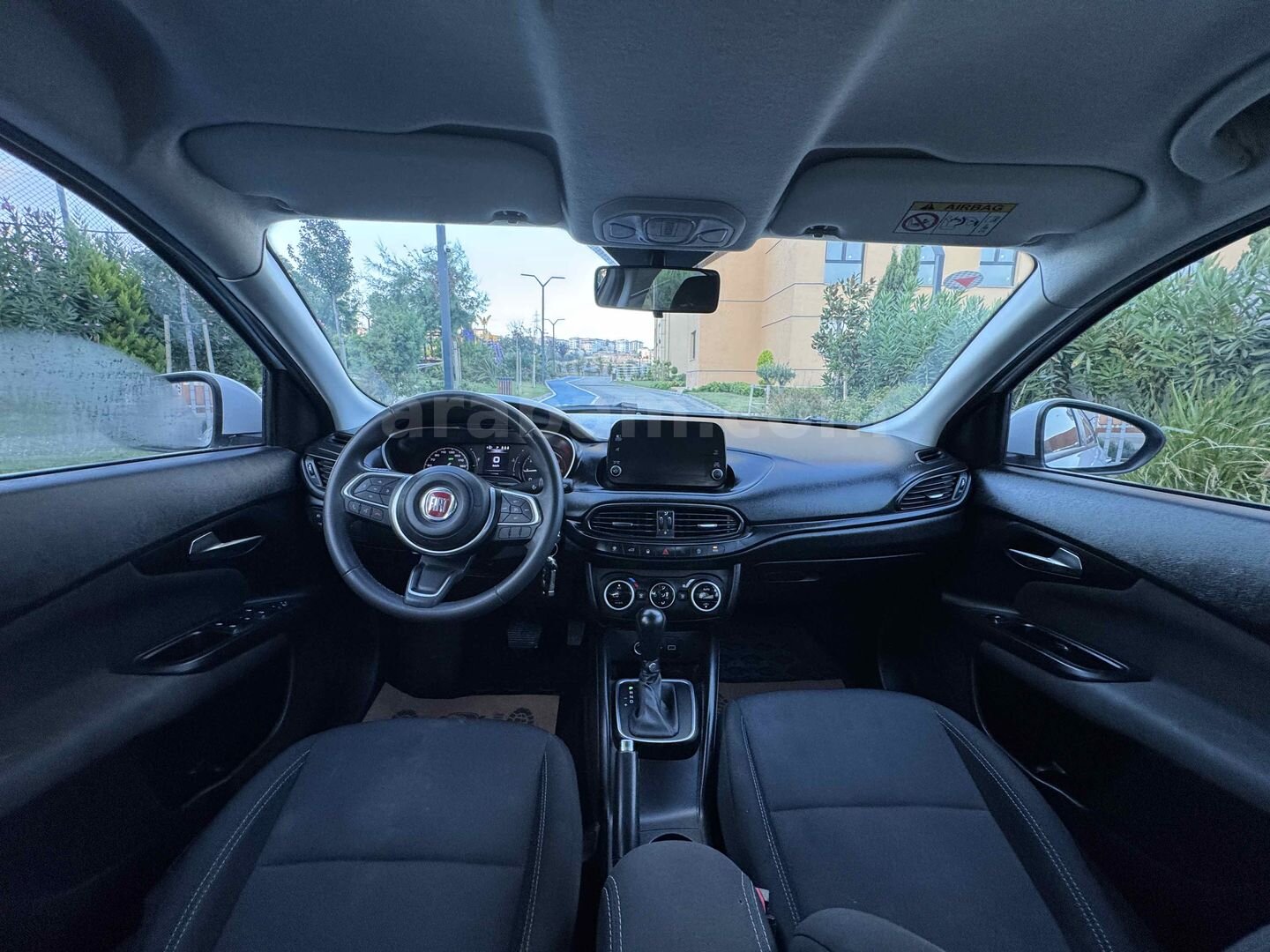 Galeriden Fiat Egea 1.6 Multijet Urban 2023 Model İstanbul 129.000 km Beyaz 5