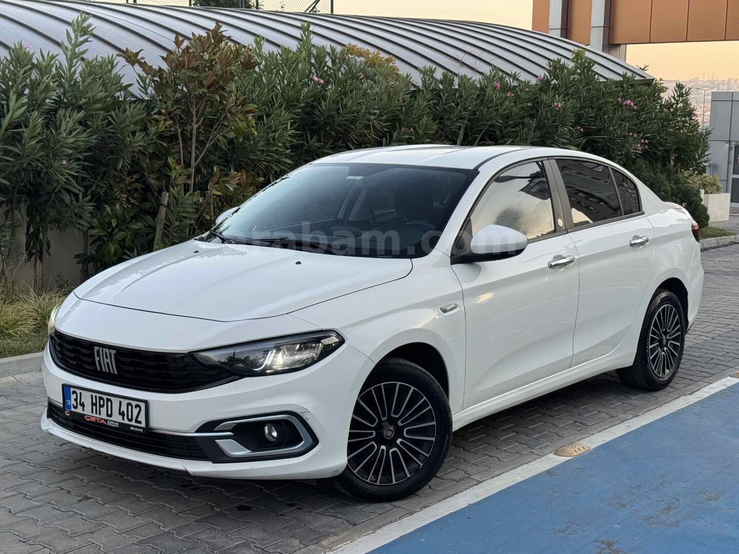 Galeriden Fiat Egea 1.6 Multijet Urban 2023 Model İstanbul 129.000 km Beyaz 2