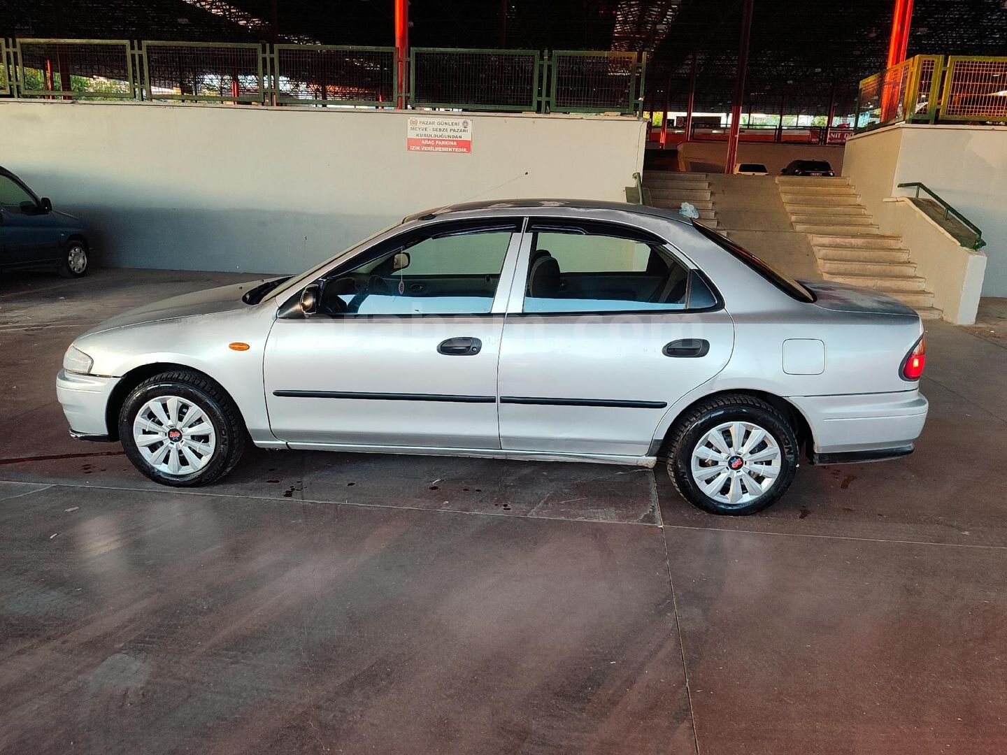 Sahibinden Mazda 323 1.5 Familia 1998 Model Ankara 358.000 km Gri 2