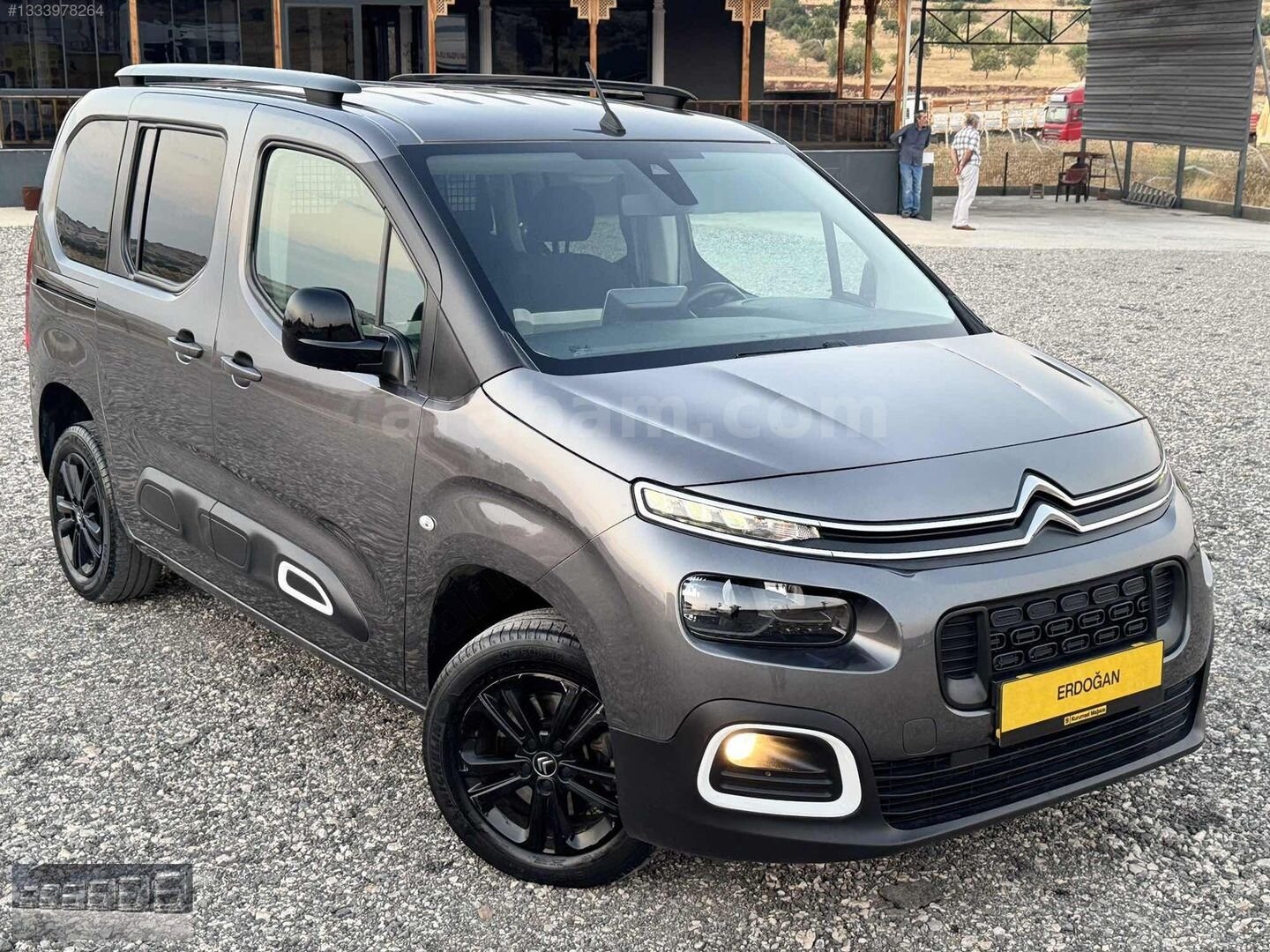 ハルリンドウページ Galeriden Citroen Berlingo 1.5 BlueHDI Feel Bold 2022 Model