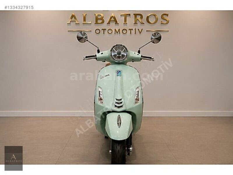 2023 VESPA 150 ABS