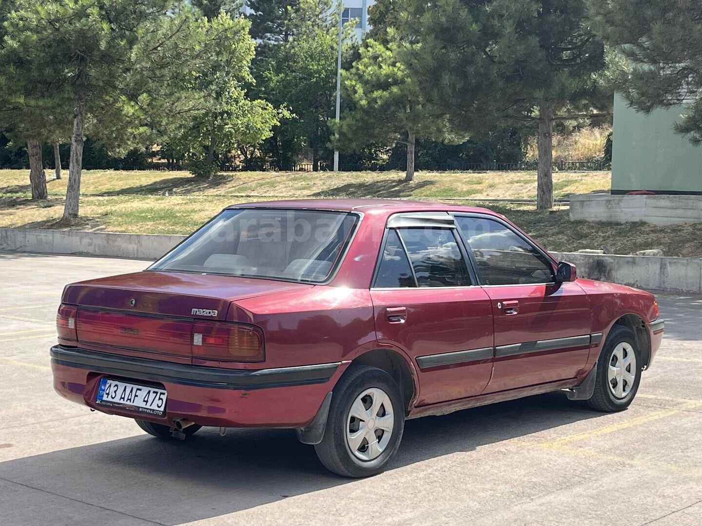 Sahibinden Mazda 323 1.6 GLX 1993 Model Kütahya 266.000 km Bordo 4