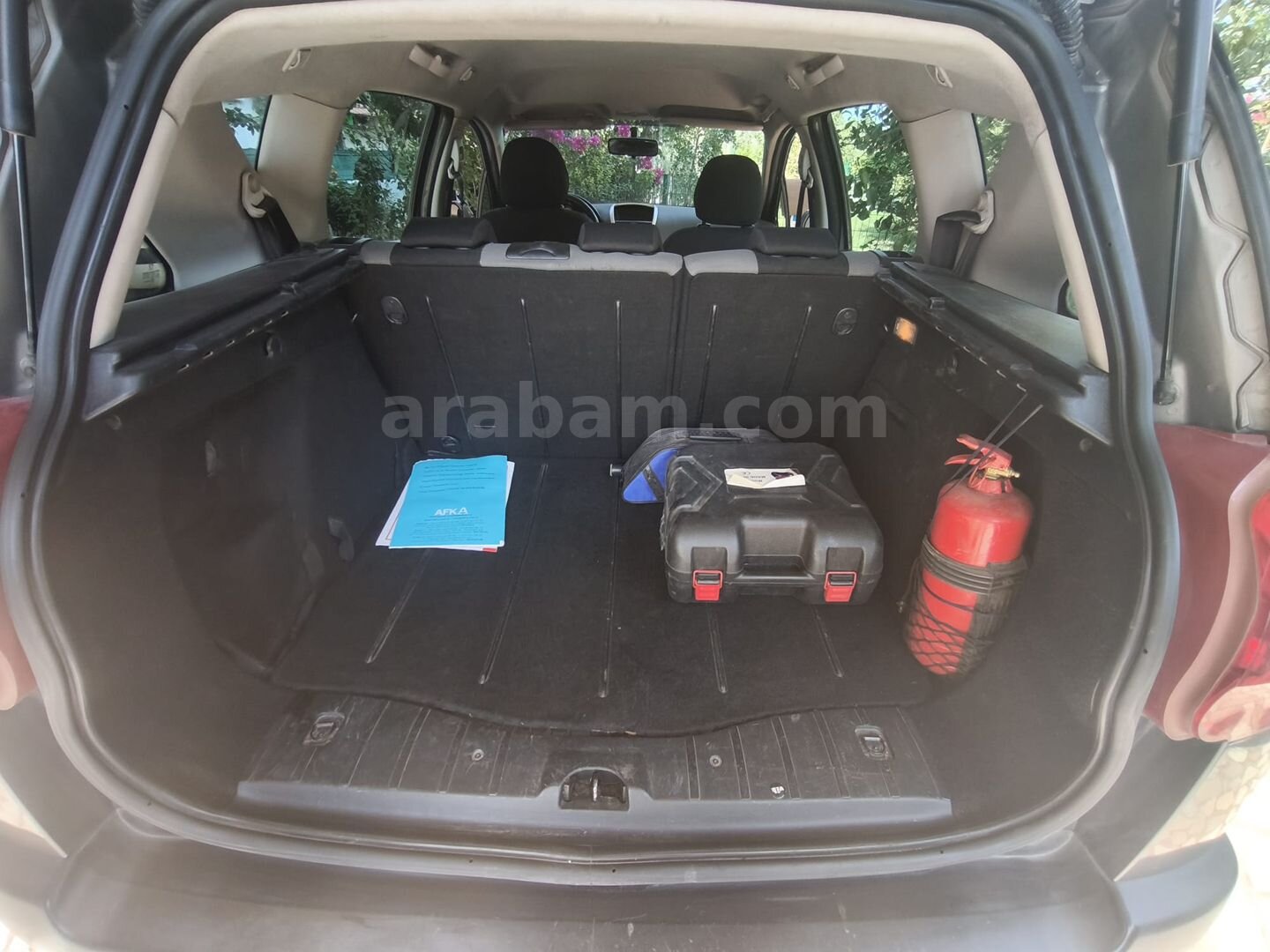 Galeriden Peugeot 207 1.6 HDi Outdoor 2009 Model Antalya 238.000 km Füme 5