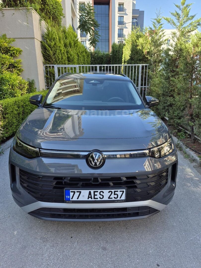 Sahibinden Volkswagen Tayron 1.5 e-TSI Life 2025 Model Bursa 25.000 km Füme 4