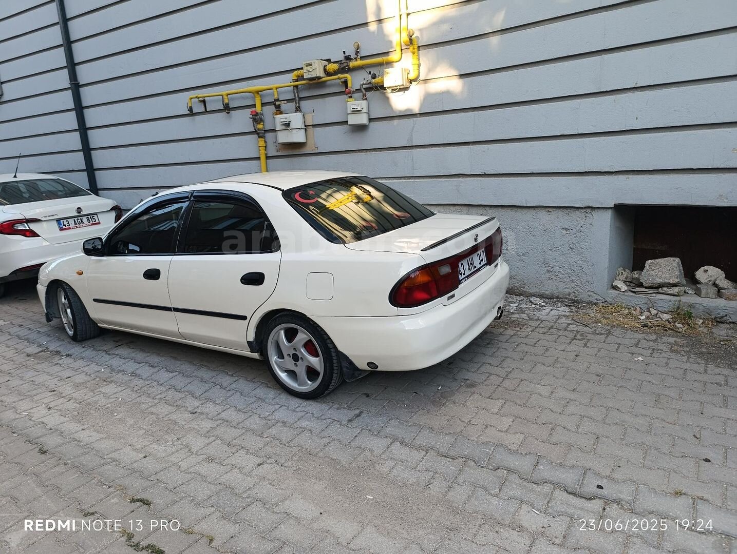 Sahibinden Mazda 323 1.8 Familia 1996 Model Kütahya 435.000 km Beyaz 2