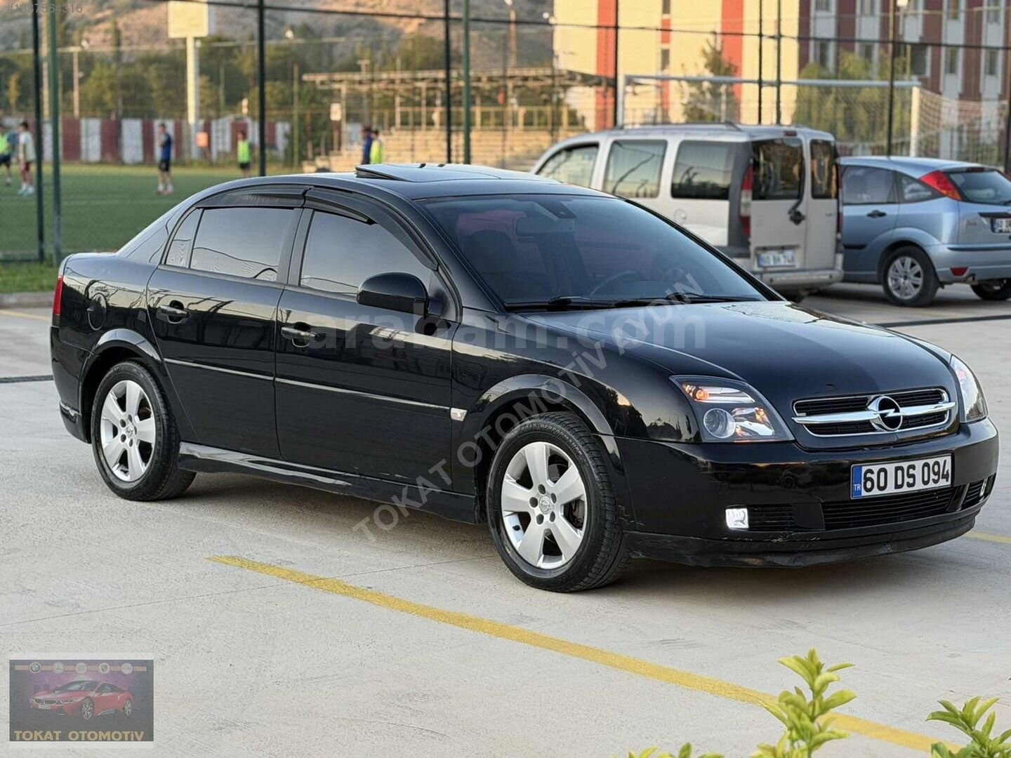 Galeriden Opel Vectra 1.6 Comfort 2004 Model Tokat 255.000 km Siyah 3