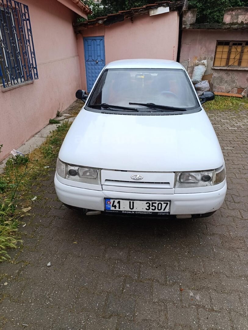 Sahibinden Lada Vega 1.5 1999 Model 207.000 km Beyaz 2