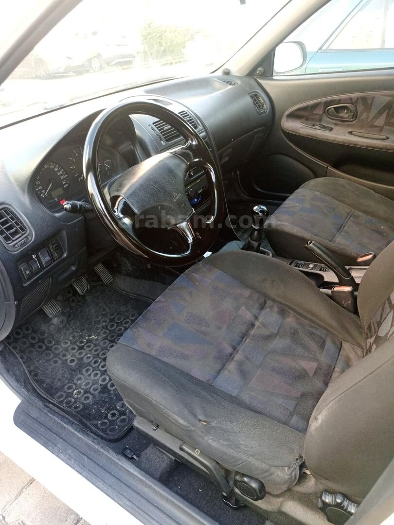 Sahibinden Mitsubishi Carisma 1.6 GL 1999 Model 4