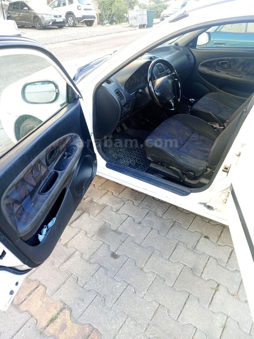 Sahibinden Mitsubishi Carisma 1.6 GL 1999 Model 2
