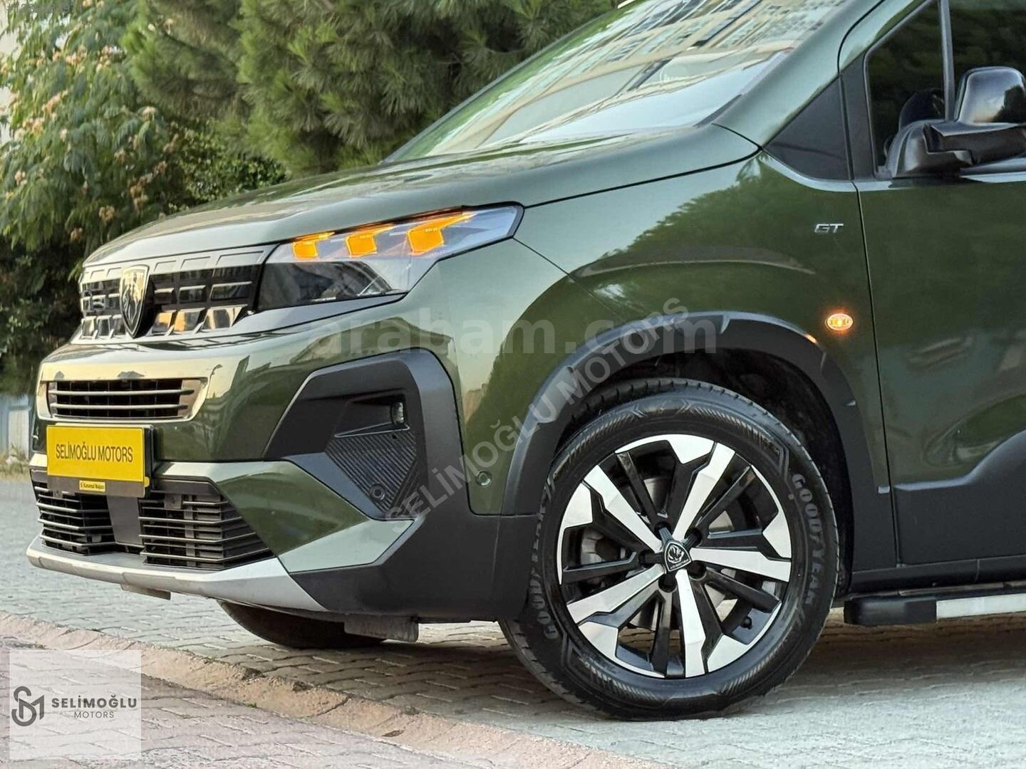 Galeriden Peugeot Rifter 1.5 BlueHDI GT 2025 Model İstanbul 26.000 km Yeşil 5