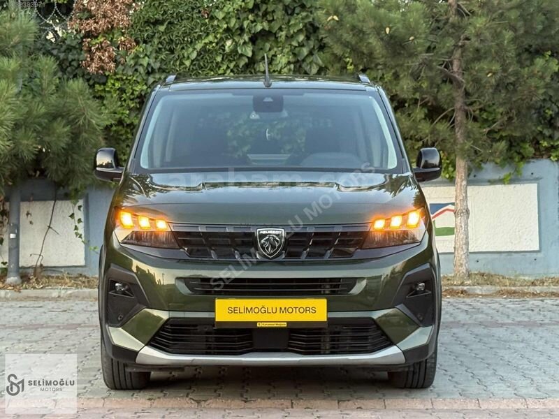 Galeriden Peugeot Rifter 1.5 BlueHDI GT 2025 Model İstanbul 26.000 km Yeşil
