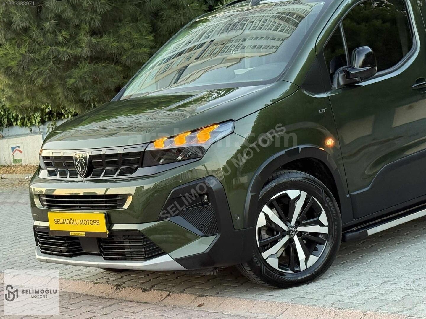 Galeriden Peugeot Rifter 1.5 BlueHDI GT 2025 Model İstanbul 26.000 km Yeşil 6