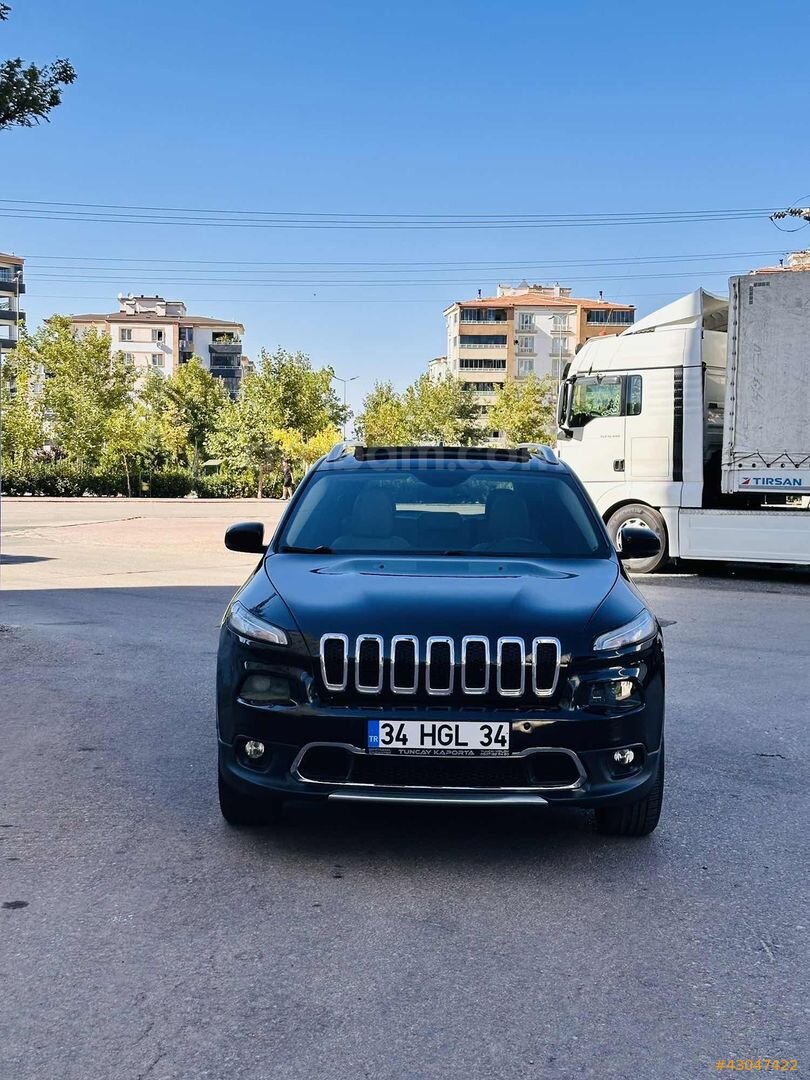 Galeriden Jeep Cherokee 2.0 TD Limited 2015 Model Gaziantep 250.000 km Siyah 6