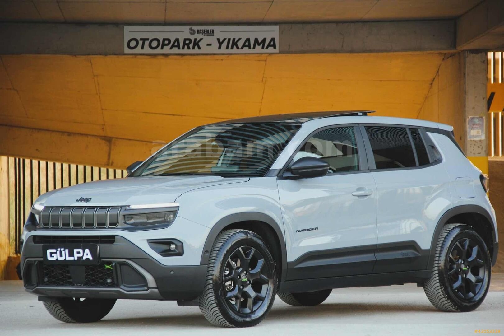 Galeriden Jeep Avenger Hybrid 1.2 Summit 2025 Model Ankara 9.900 km Gri 7