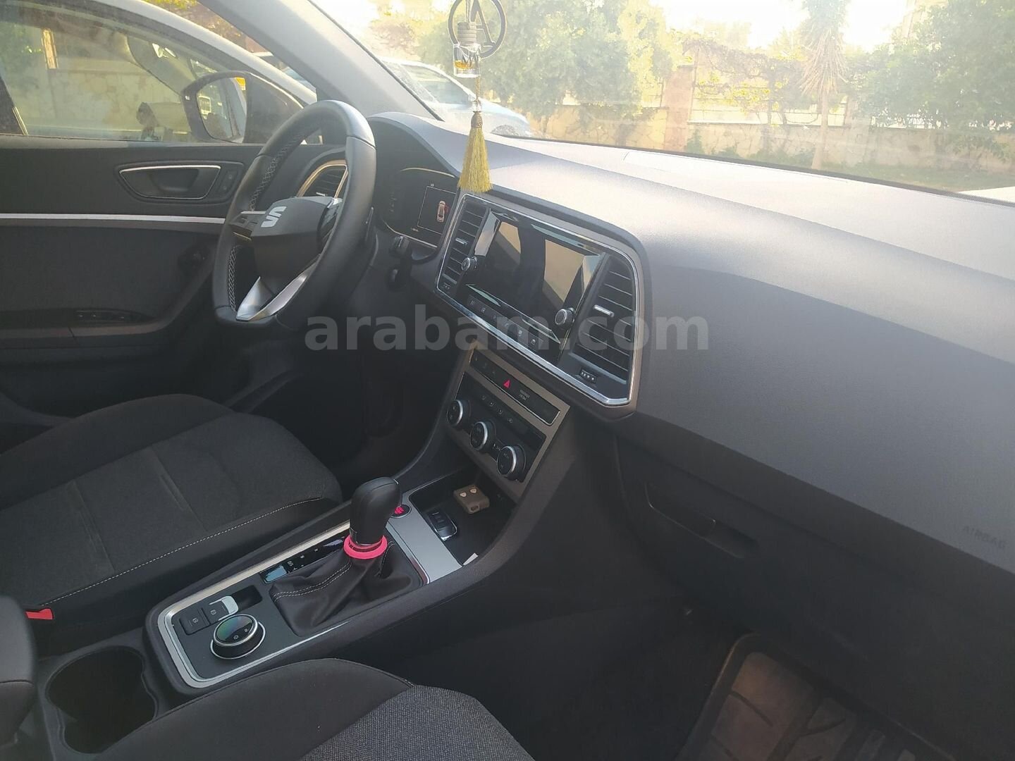 Sahibinden Seat Ateca 1.5 EcoTSI Xperience 2024 Model Mersin 23.000 km Gri 6