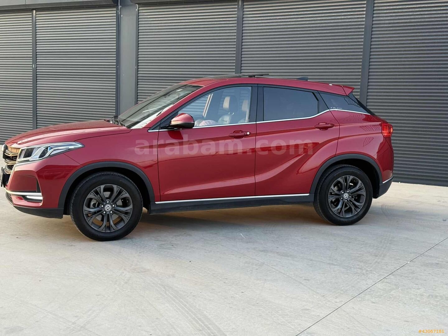 Galeriden DFSK Fengon 500 2023 Model Manisa 30.000 km Kırmızı 2