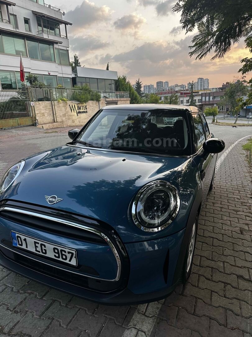 Sahibinden Mini Cooper 1.5 Classic 2022 Model 1