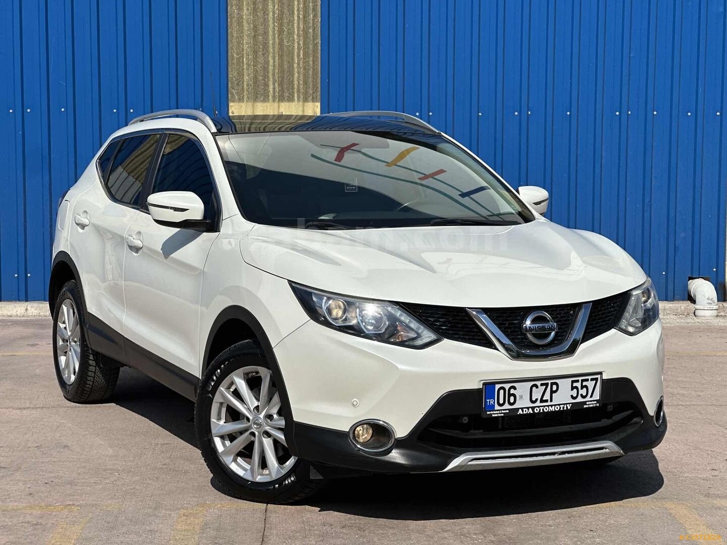 NISSAN QASHQAİ SKY PACK-HATASIZ BOYASIZ-CAM TAVAN-OTOMATIK-SEDEF