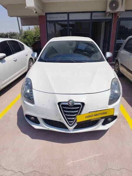 CEKO MOTORS"tan 2012 Model Alfa Romeo Giulietta 1.4 TB MultiAir Distinctive 5